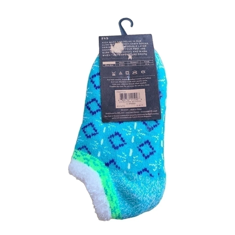 3 Pairs of Field and Stream Aloe Infused Cozy Cabin Socks, Youth Size 10 - 4